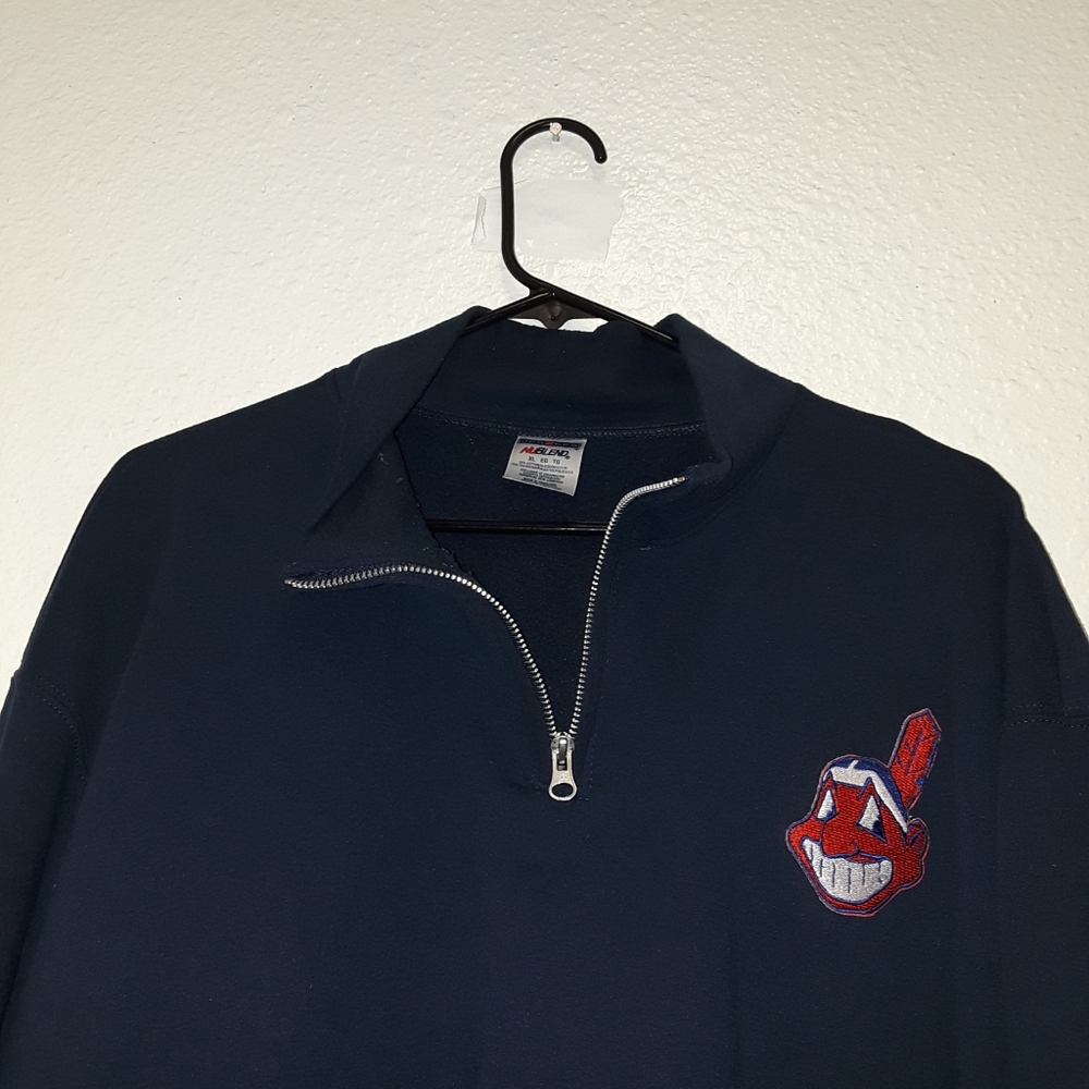 MLB Cleveland Indians Men's Sweatshirt - Picture 2 of 6